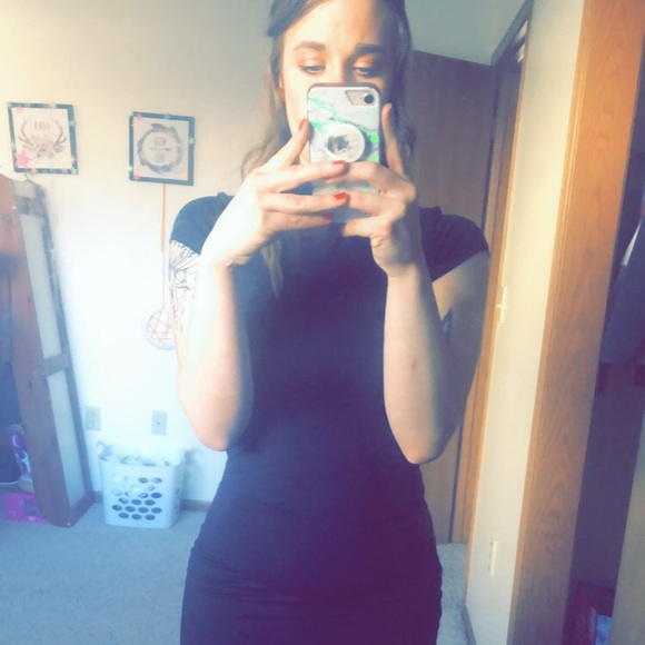 Meet your Posher, Liz - Picture 6 of 9